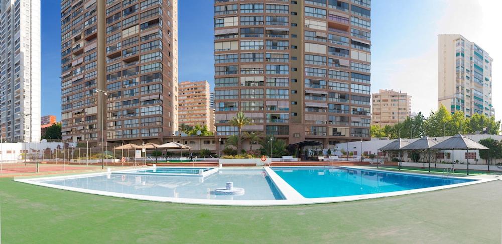 Gemelos 2 Benidorm Bagian luar foto
