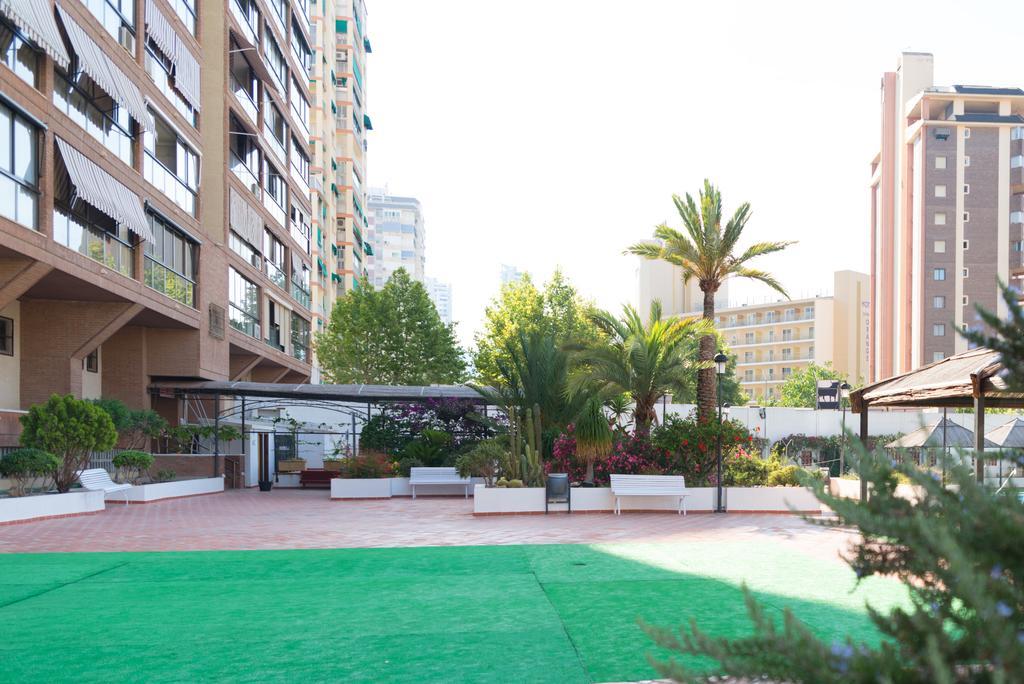 Gemelos 2 Benidorm Bagian luar foto